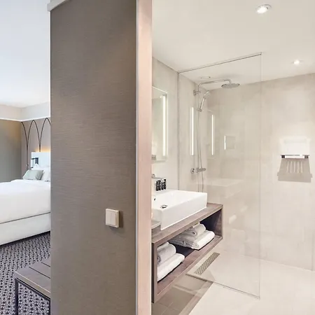 Nassau Breda, Autograph Collection Hotel Breda