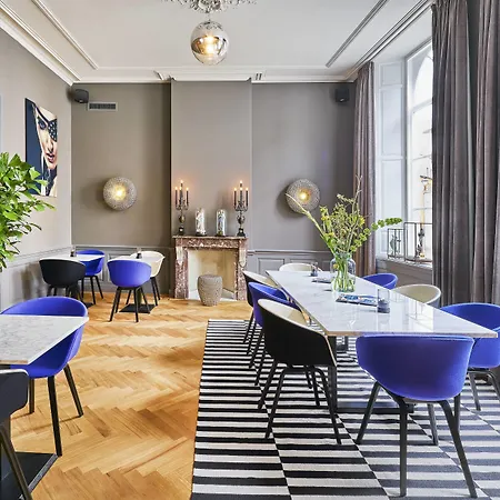 Nassau Breda, Autograph Collection 4* Breda