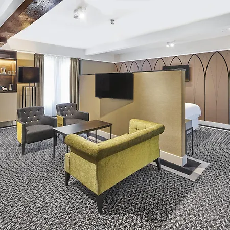 나소 브레다, 오토그래프 컬렉션 호텔