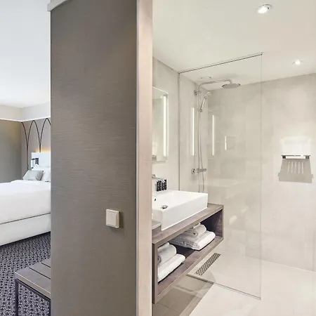 Nassau Breda, Autograph Collection By Marriott Hotel 4*