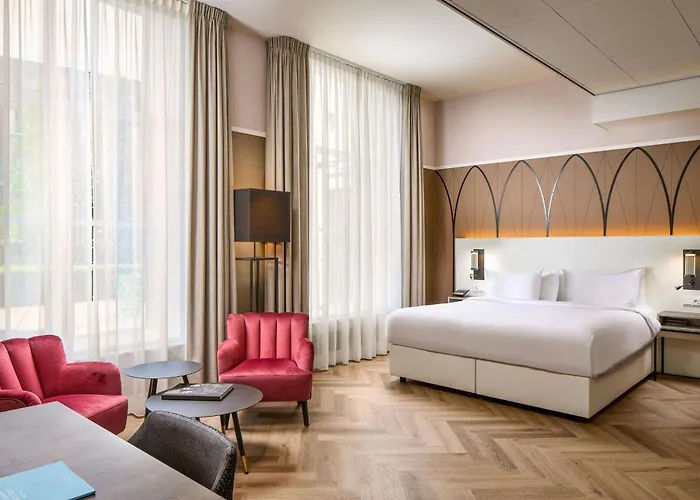 Hotel Nassau Breda, Autograph Collection 4*