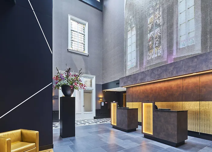 布雷达拿韶傲途格精选酒店