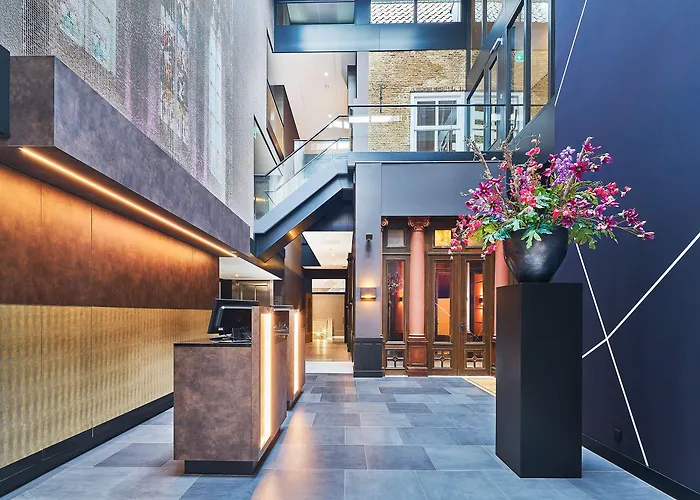 Nassau Breda, Autograph Collection Hotel