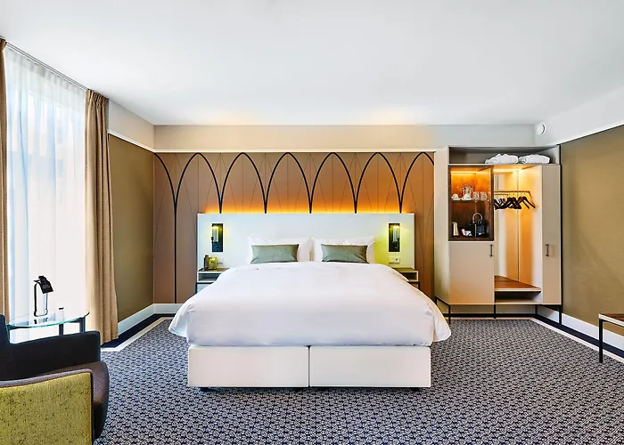 Nassau Breda, Autograph Collection Hotel Bréda