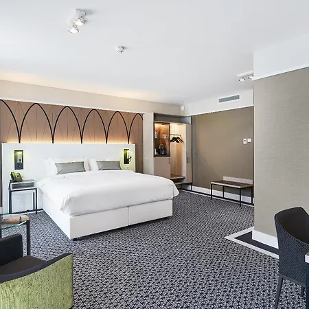 Hotel Nassau Breda, Autograph Collection 4*