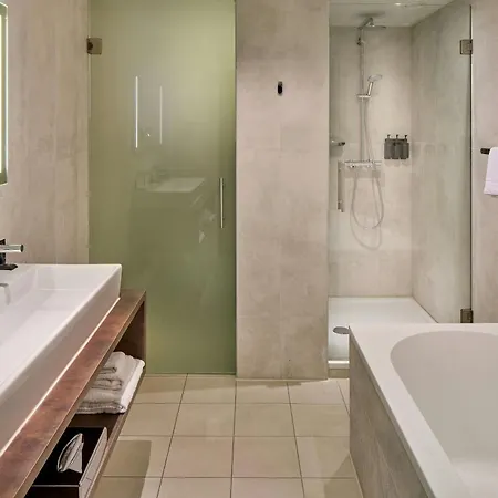 Nassau Breda, Autograph Collection Hotel