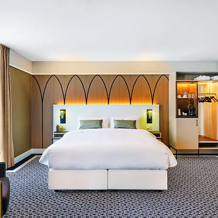 Nassau Breda, Autograph Collection Hotel Breda