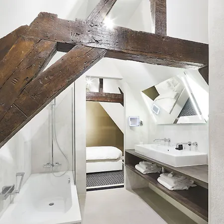 Nassau Breda, Autograph Collection Hotel